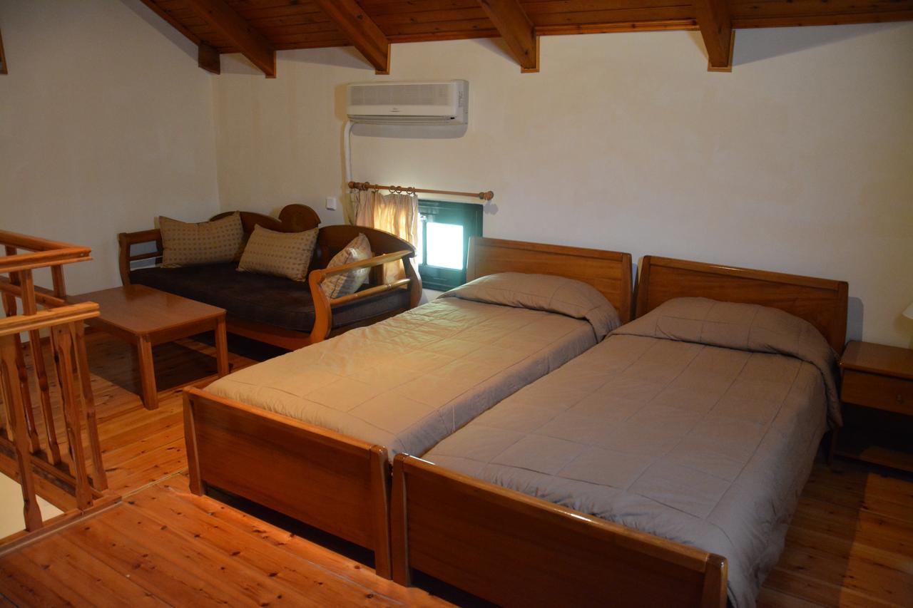 Aristotelis Apartments Frikes 外观 照片
