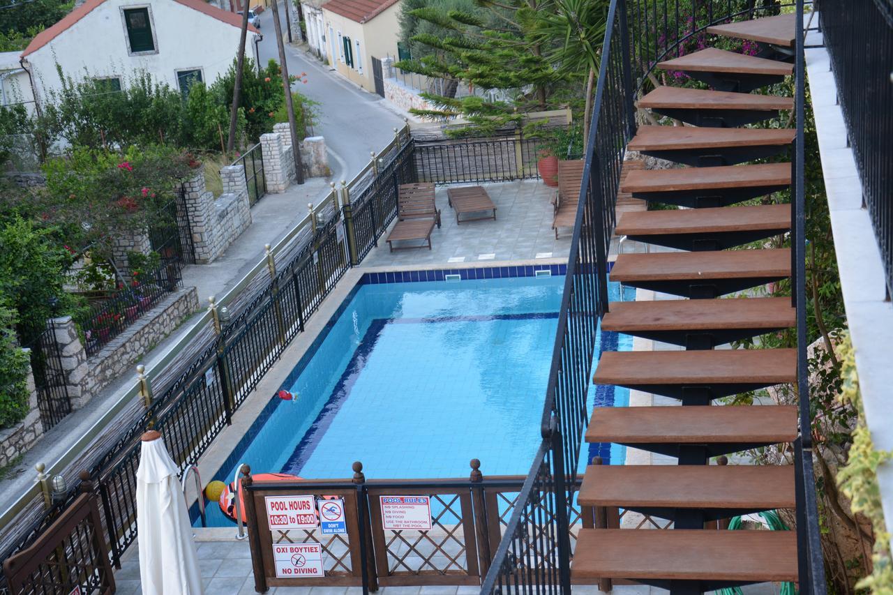 Aristotelis Apartments Frikes 外观 照片