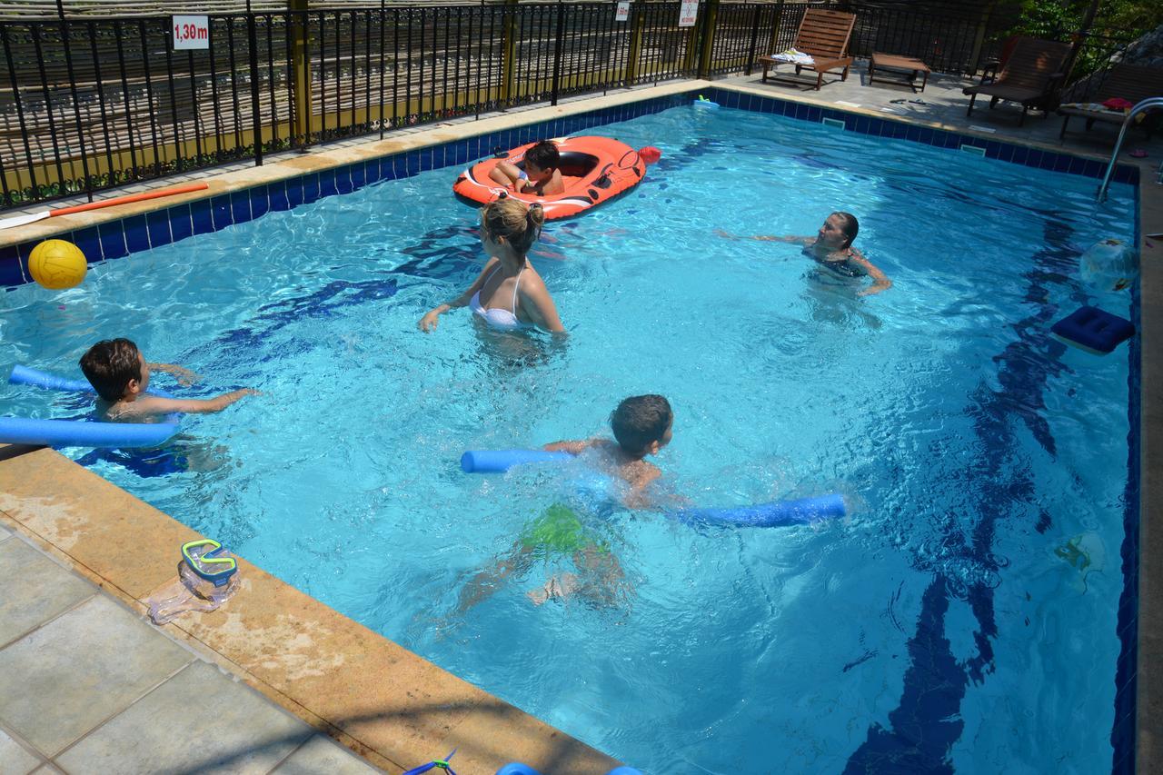 Aristotelis Apartments Frikes 外观 照片